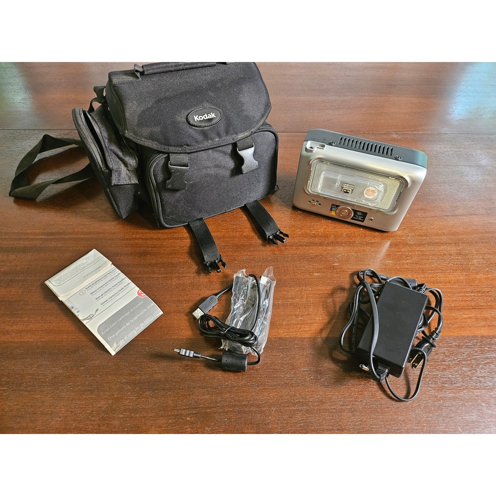 Kodak EasyShare Printer Dock Series 3 Silver Black Photo Printer Bundle